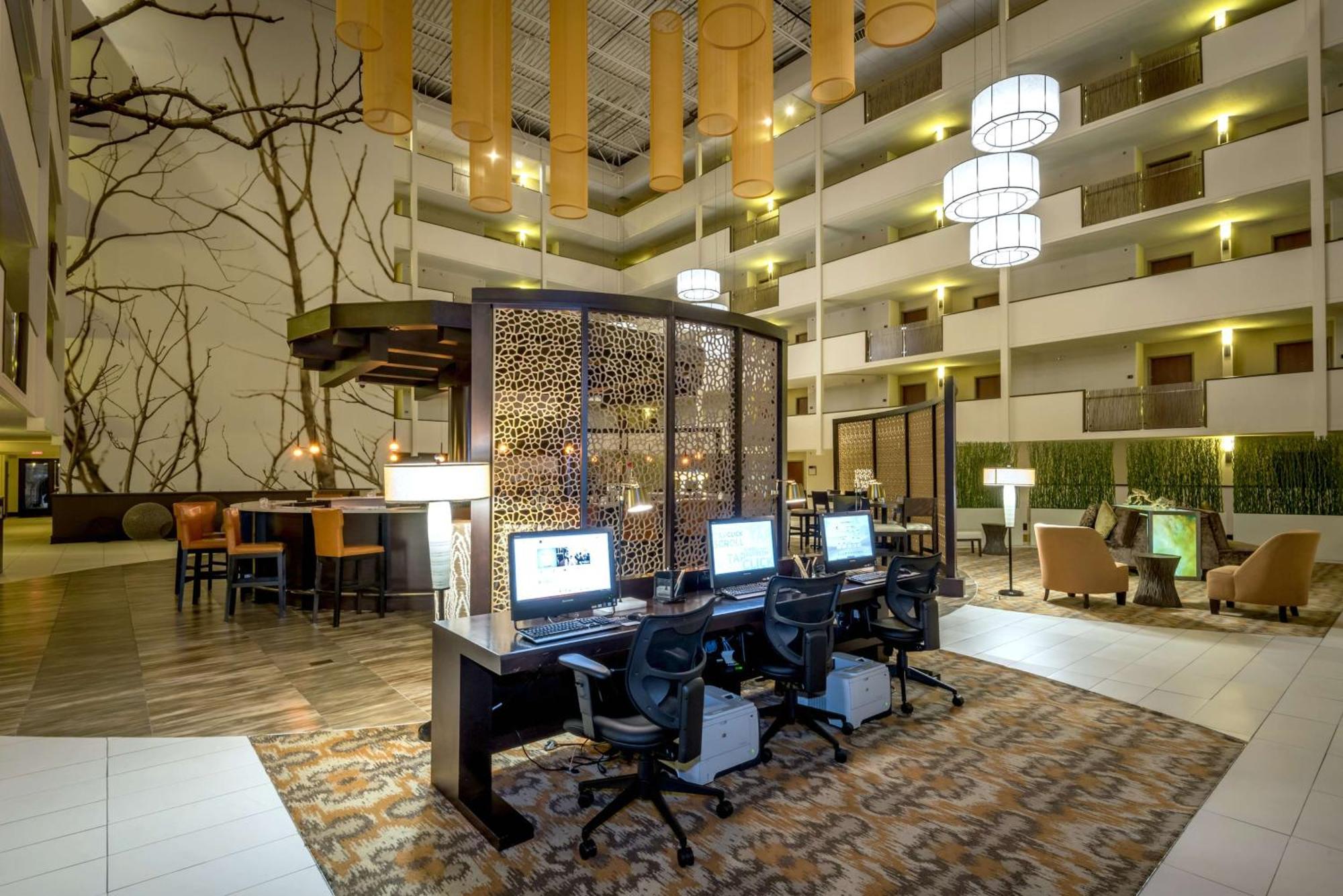 Doubletree By Hilton Montgomery Downtown Exteriör bild
