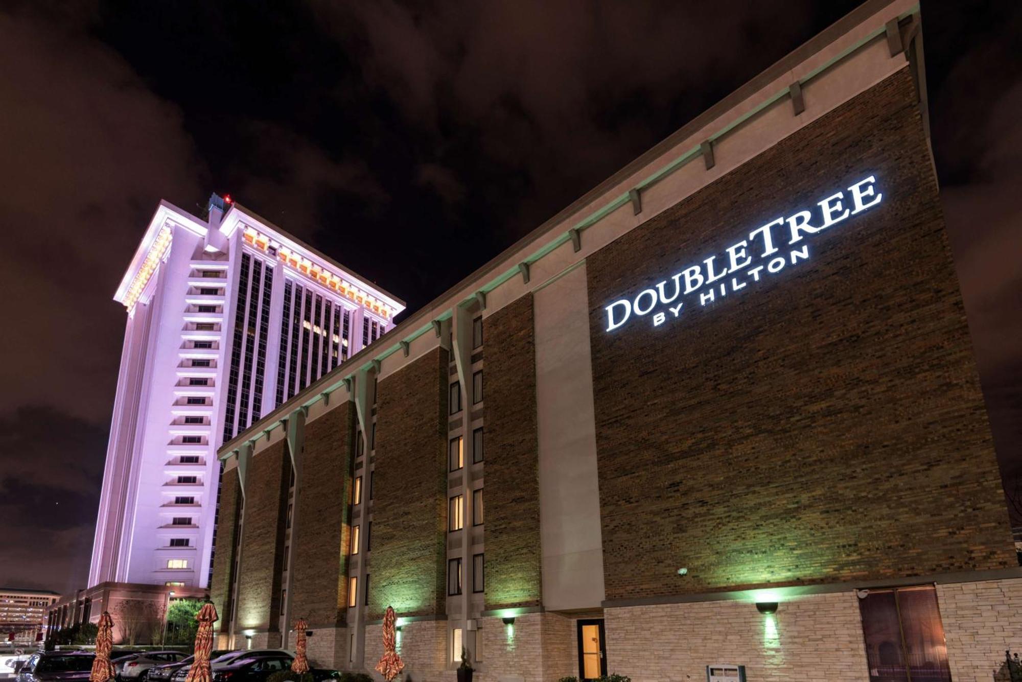Doubletree By Hilton Montgomery Downtown Exteriör bild