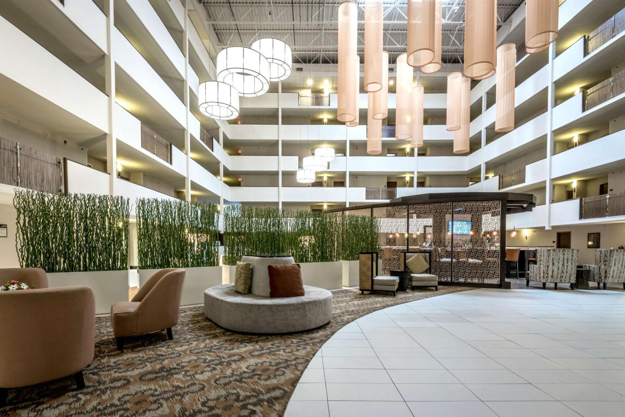 Doubletree By Hilton Montgomery Downtown Exteriör bild